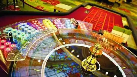 Pertandingan live sepak bola yang dinamis pada platform online